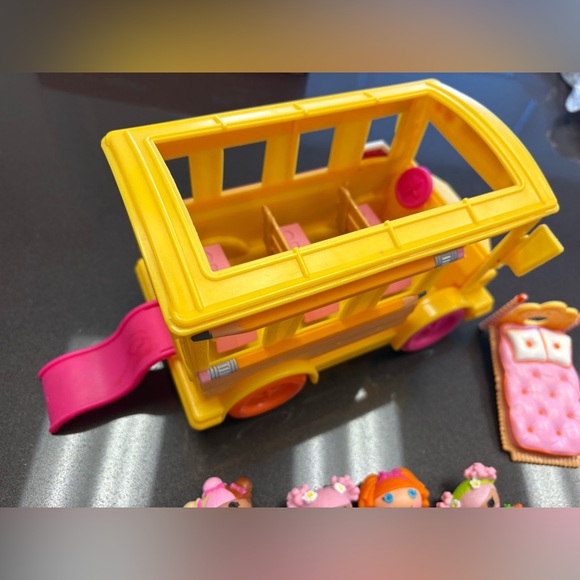 Lot of lalaloopsy minis - Picture 6 of 7